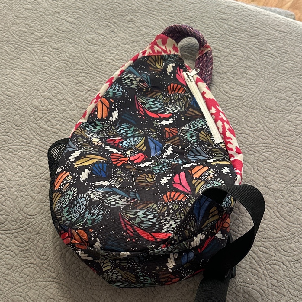 Kavu Pink and White Butterfly Sling Bag - Picture 5 of 5
